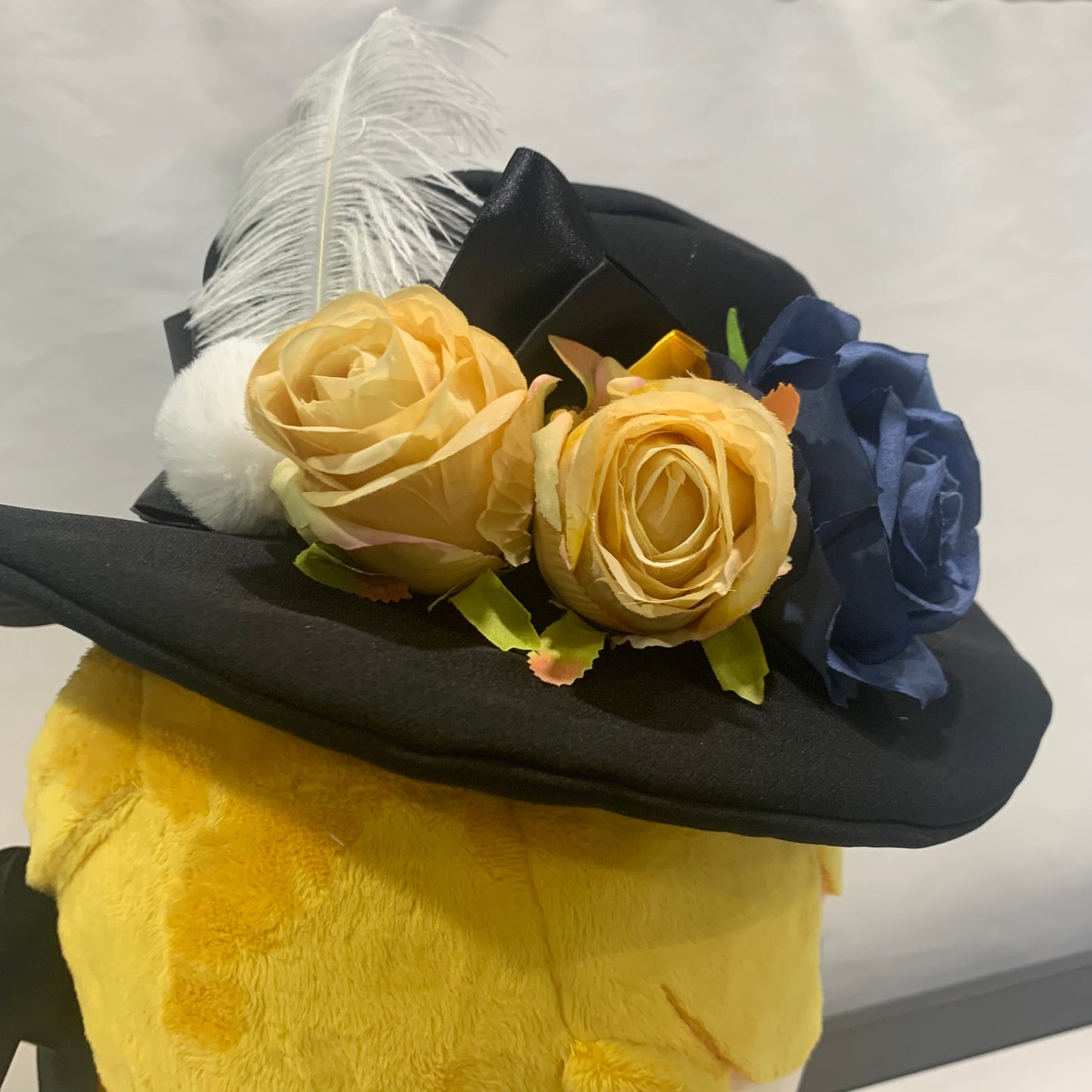 Smile House Plush Genshin Impact Navia 40CM Staring Eyes Plush Doll